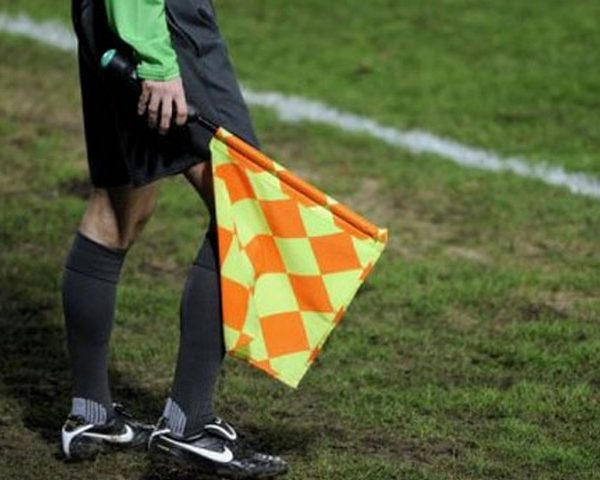 Skandal u Srbiji: Fudbaler zbog dosuđenog penala slomio nos sudiji