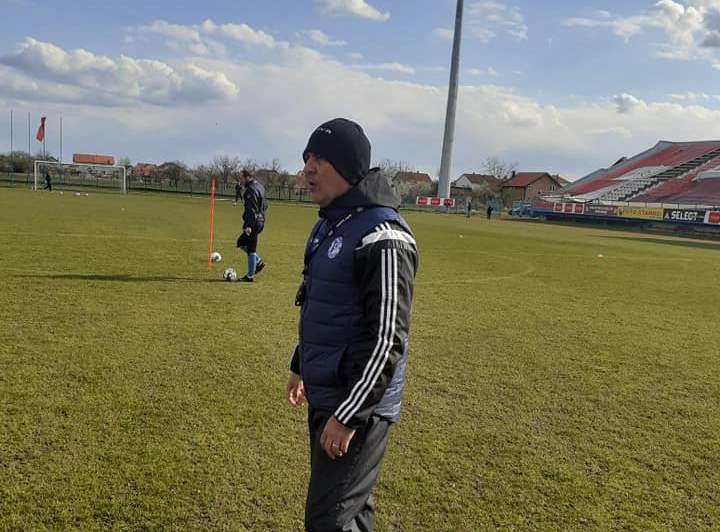 Još jedan premijerligaš ostao bez trenera