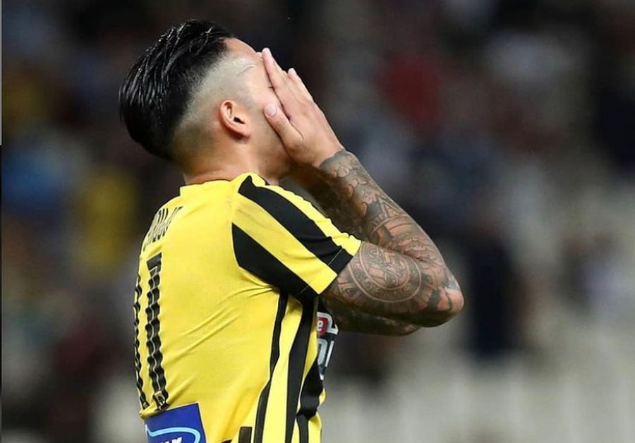 Oglasio se i AEK-ov tragičar
