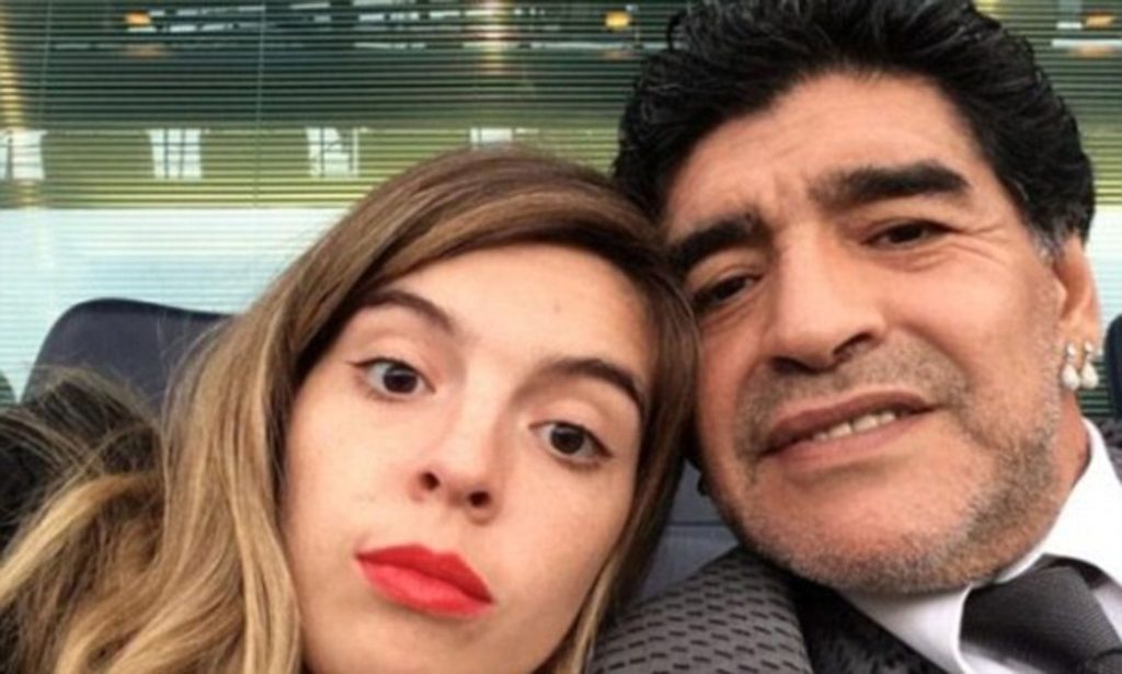 Maradonina kći bijesna na Napoli: Žele samo profit!