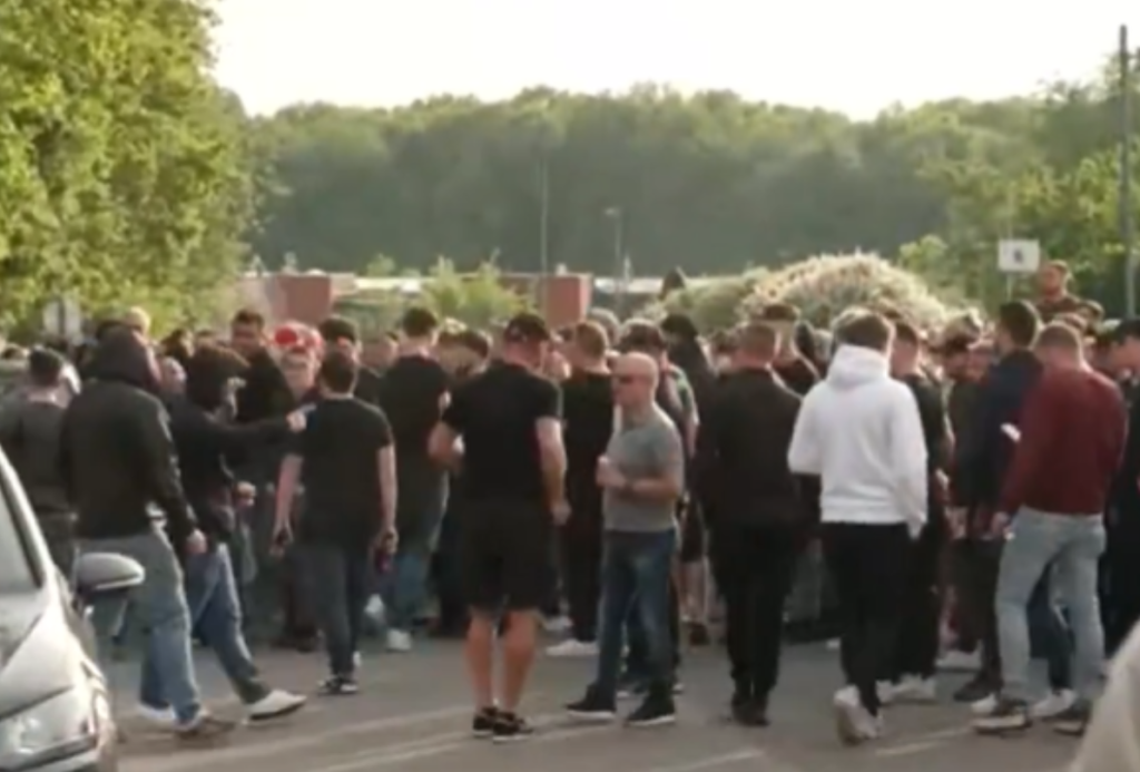 Bizarno, ali istinito: Fudbaleri i stručni štab zadržani kao taoci, utakmica u potpunosti odgođena! (VIDEO)