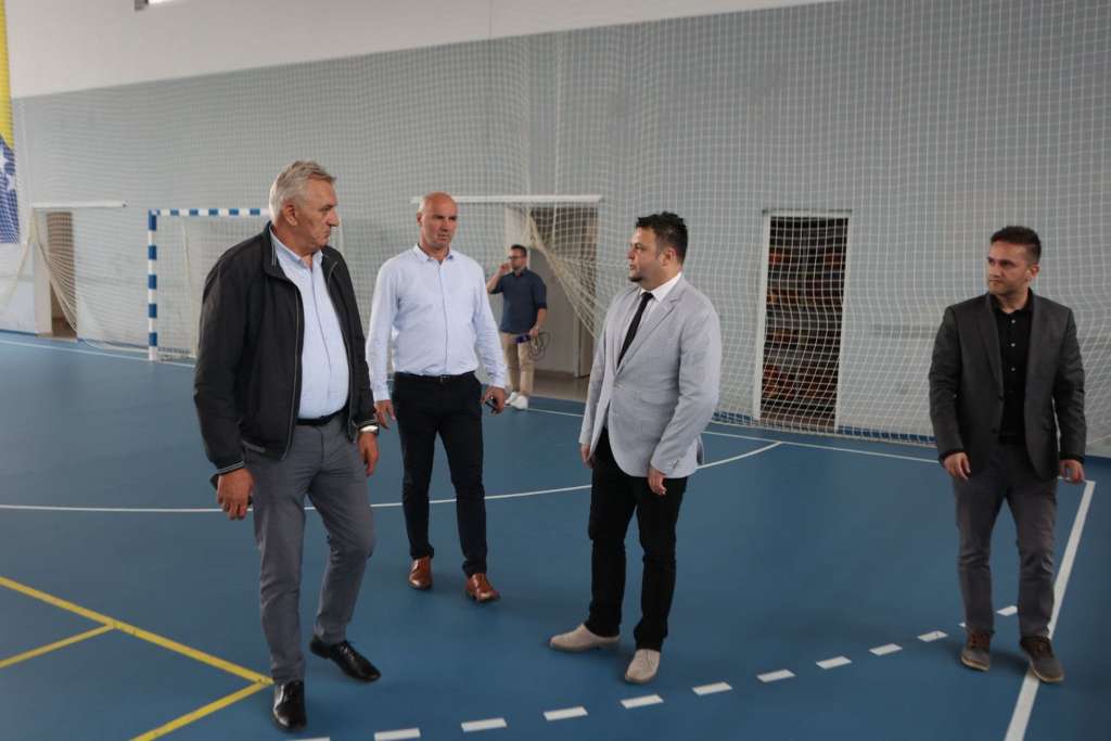 Značajne investicije Vlade TK u sportske objekte u Kladnju
