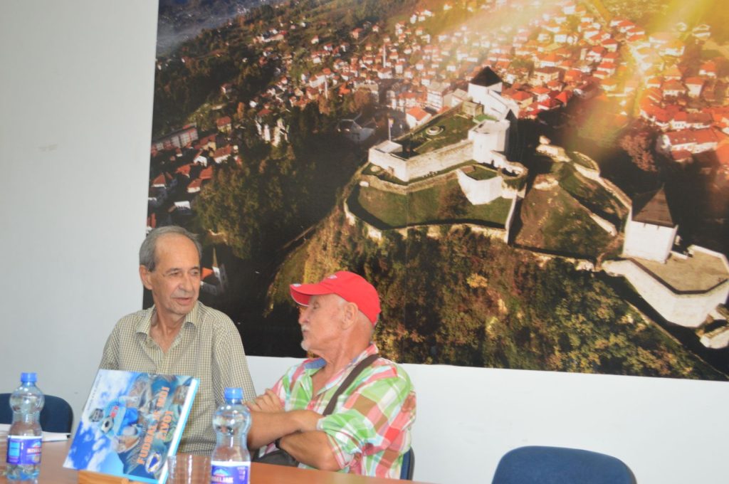 Promocija knjige ,,Fudbal je moj život“ na danima ,,Ljeto u Tešnju“ (FOTO)