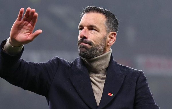 Van Nistelrooy pred otkazom</a>