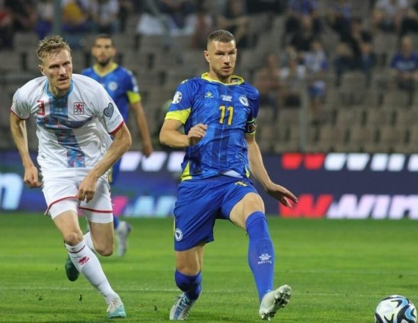 Džeko zahtjevom za platu šokirao Hrvate, bio bi ubjedljivo najplaćeniji u HNL-u</a>