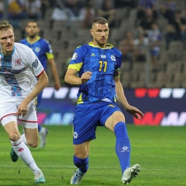 Italijanski insajder: Još jedan klub krenuo po Džeku, pregovori u toku