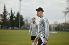 Sarajevo prodaje fudbalera, igrat će u hit ligi prepunoj  zvijezda?!