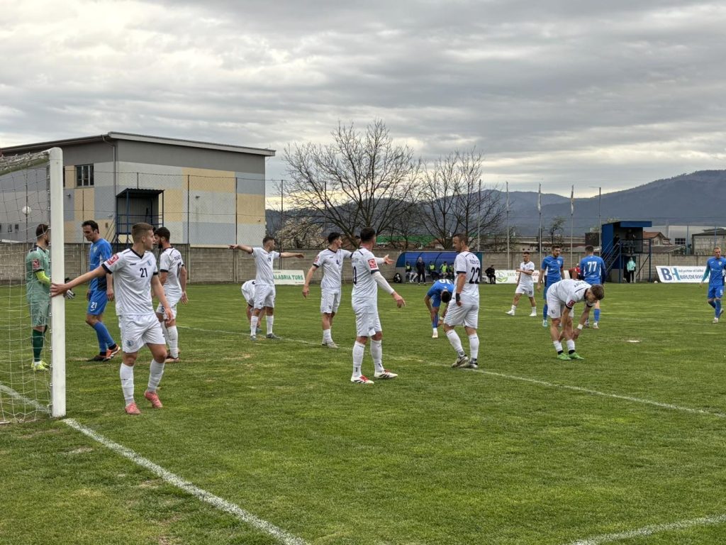 Tuzlaci doživjeli katastrofu: Poturalić razbio Nebeskoplave sa četiri gola za 11 minuta!