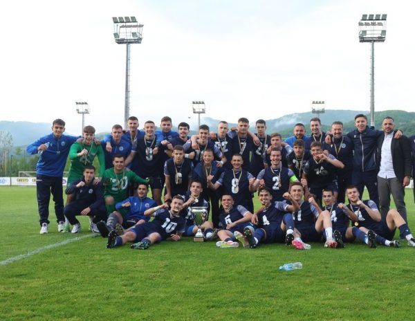 Finale iz snova za Plave: Juniori Željezničara deklasirali Borac, trofej Kupa BiH stiže na Grbavicu! (VIDEO)</a>