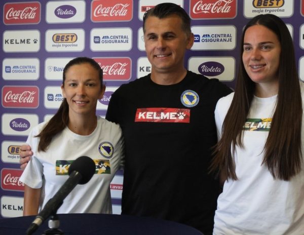Atmosfera među Zmajicama na vrhunskom nivou pred važne mečeve</a>