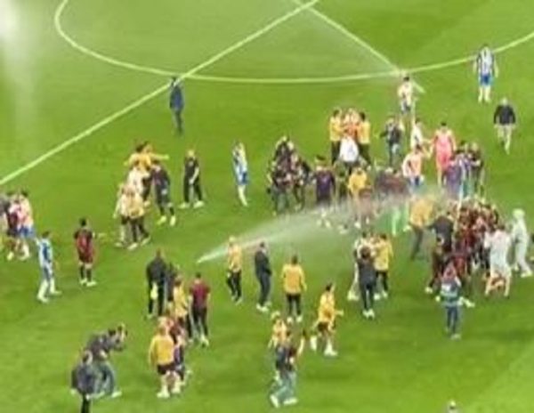 Pogledajte kako je Espanyol spriječio slavlje fudbalera Barcelone</a>