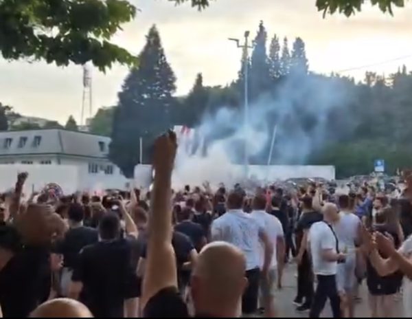 Slavlje Ultrasa: ‘Raduje me jedna istina…’ odzvanjalo Mostarom!</a>