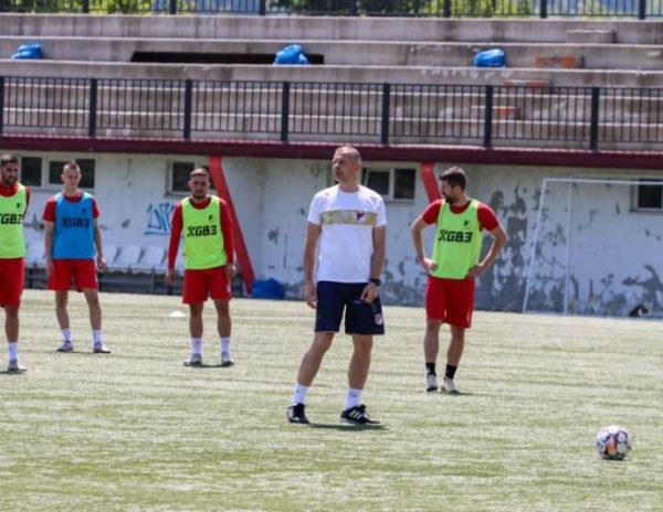 Novi vjetrovi u Doboju: Bivši prvotimac Sarajeva sjeo na klupu Sloge</a>