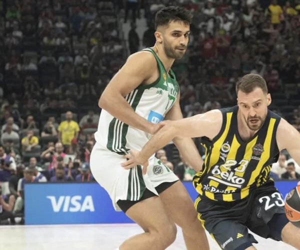 Imamo prvog finalistu: Fenerbahce slomio branioca titule i zakazao megdan Monacu ili Olympiacosu!