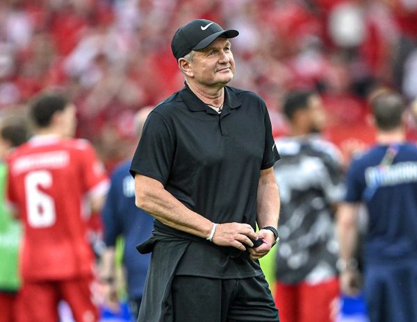Kek objavio spisak, pa poručio: Čeka nas vruć okršaj sa BiH</a>