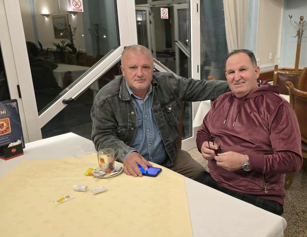 Ekskluzivni intervju; Policajac priznao: Imao sam zadatak da čuvam golmana Crvene zvezde, da ga Kuže nije odveo ubio bi Zvonu Bobana</a>