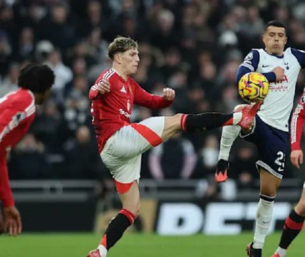 Ko će spasiti očajnu sezonu? Manchester United i Tottenham večeras u borbi za evropski trofej