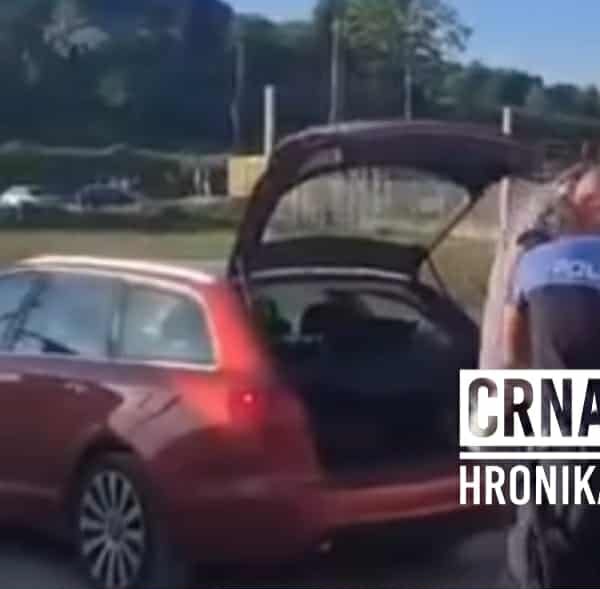 Incident na fudbalskoj utakmici: Pogledajte kako je MUP ZDK priveo navijača Žepča