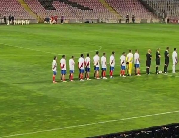 Samo dva igrača držala su ruku na srcu prilikom intoniranja himne na meču Borac- Zrinjski</a>