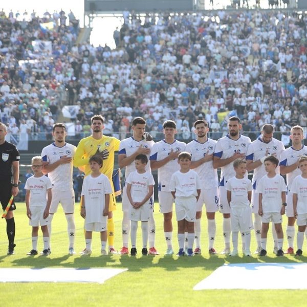 Legendarni fudbaler kritikovao “Zmajeve”: Ništa ne razumijem u našoj igri, kao da je lutrija