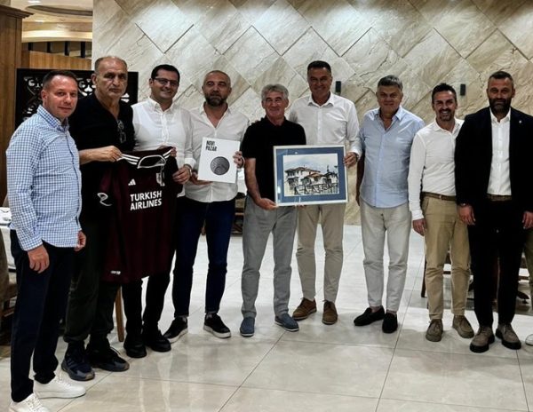 Veliko prijateljstvo na pomolu: FK Sarajevo i Novi Pazar dogovaraju novu stranicu saradnje!</a>