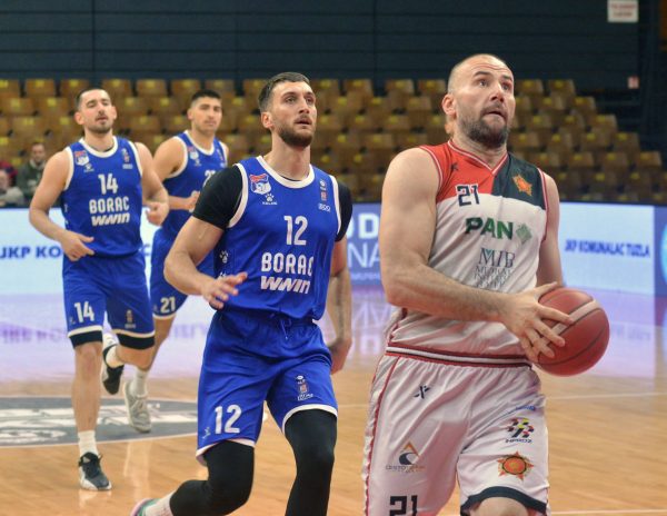 Napustio Slobodu: Reprezentativac BiH karijeru nastavlja u inostranstvu</a>