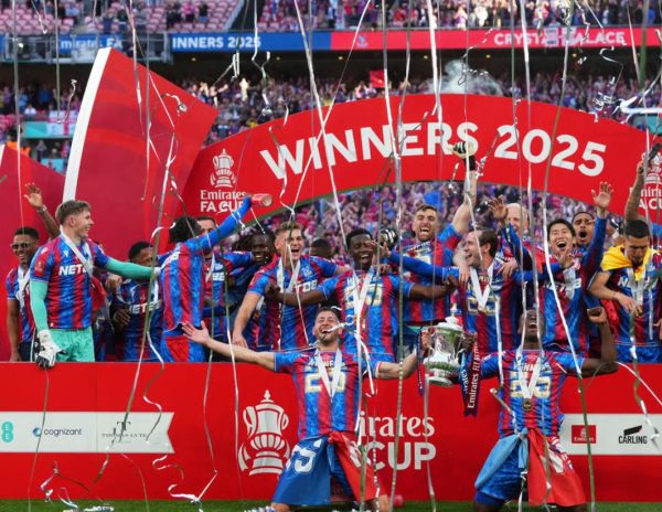 Skandal u režiji milijardera: Crystal Palace izbačen iz Evropske lige zbog vlasničke muljaže!</a>