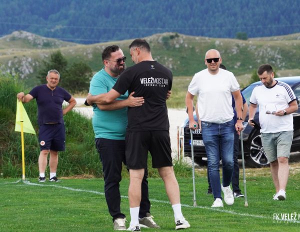 Rahimić sa političarima stigao na Veležove pripreme</a>