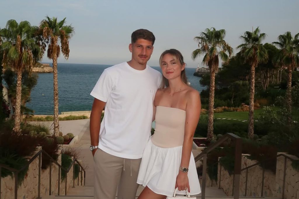 Vitaly Janelt sa suprugom Ines dobio prinovu, djevojčicu su dali jako popularno ime u BiH