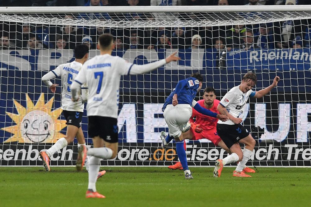 Muslić i Katić slavili u derbiju, Schalke na tronu!