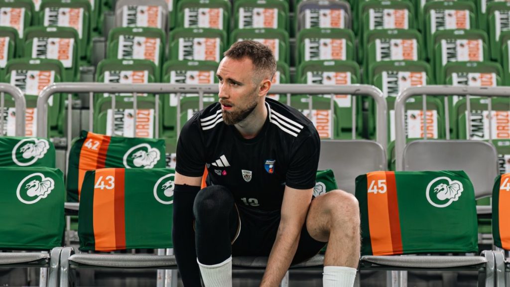dzanan musa dubai klupa