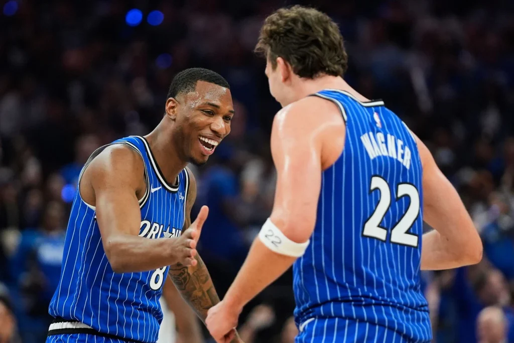 Orlando i Phoenix uhvatili posljednju kartu za play off NBA lige, kraj za Curryja