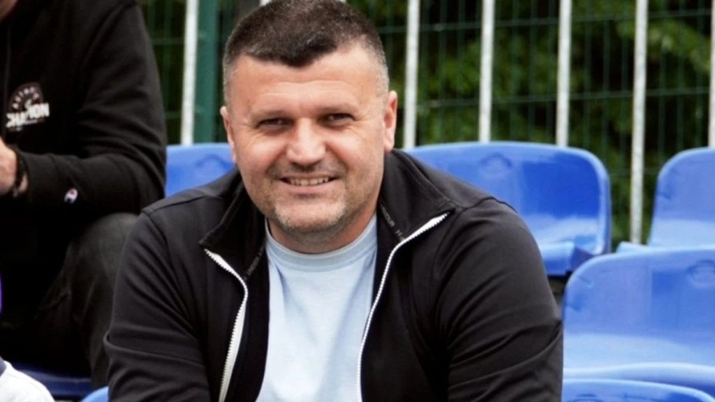 Feđa Dudić nije dugo mirovao nakon odlaska iz Maribora, odmah se pojavio na Grbavici Feđa Dudić na juniorskom okršaju Željezničara i Krupe.
