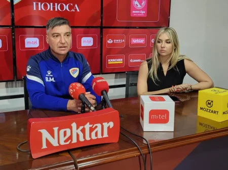 Marinović na press konferenciji