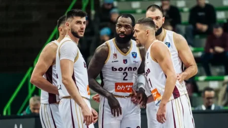 Nakon što se titula vratila u Sarajevo nakon 18 godina, kompletan Upravni odbor KK Bosna podnio ostavku Košrkaši KK Bosne