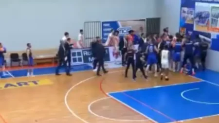 Tučnjeva na utakmici između Crvene Zvezde i Zlatibora