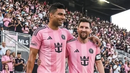 CASEMIRO MESSI