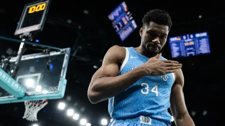 Grčki superstar Giannis Antetokounmpo prešao iz Milwaukeeja u Miami Giannis Antetokounmpo