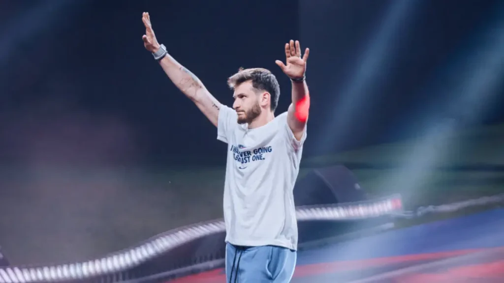 Kvarackhelia je najbolji igrač Lige prvaka, u timu sezone trojica igrača Arsenala Khvicha Kvarackhelia
