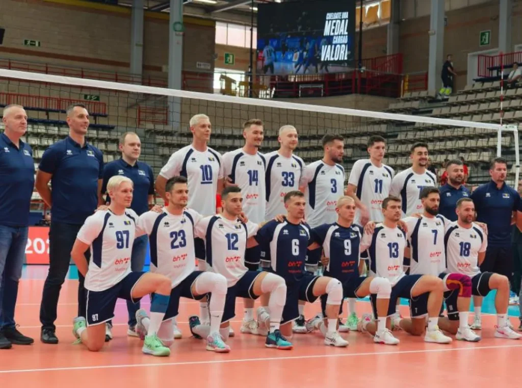 Španija prejaka za BiH: Prvi set donio dramu, nastavak pripao domaćinu Zmajevi na turniru u Španiji