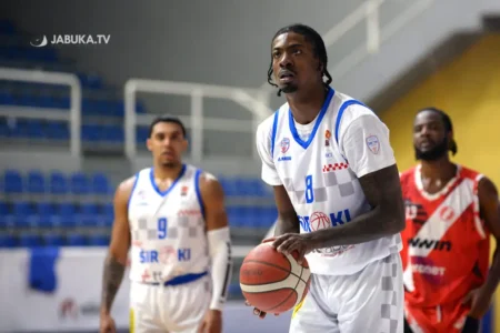 Jaylen Mccreary u dresu Širokog