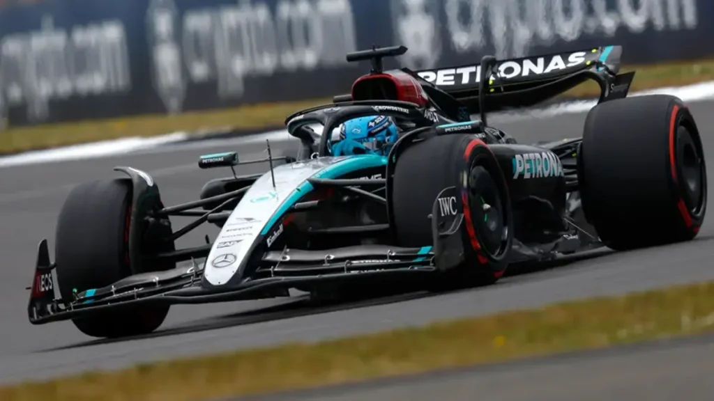 Kimi Antonelli na pole positionu u Monaku: Mladi vozač Mercedesa brži od Verstappena Bolid Mercedesa