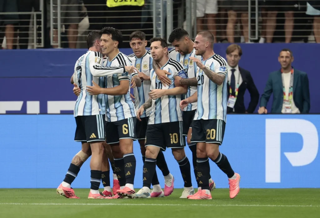 Rekorderski golovi Messija Gaučosima donijeli prolazak grupne faze (VIDEO) Messi je ušao u historiju Mundijala