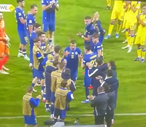 Svi su aplaudirali Džeki, osim njega: Otkrivena pozadina poteza švedskog igrača u momentu odlaska bh. legendarnog kapitena